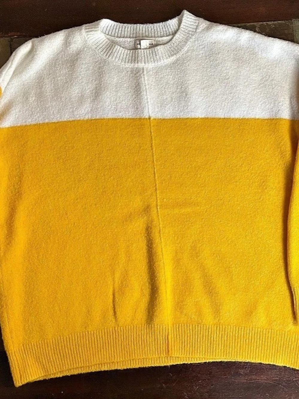 Mason & Belle Women’s Color Block Crewneck in Yellow & White Size Medium
